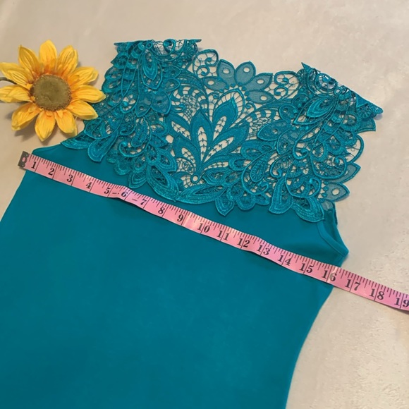 ARIANNE 94% rayon ladies Lacy summery top in size medium VGUC - Picture 2 of 10